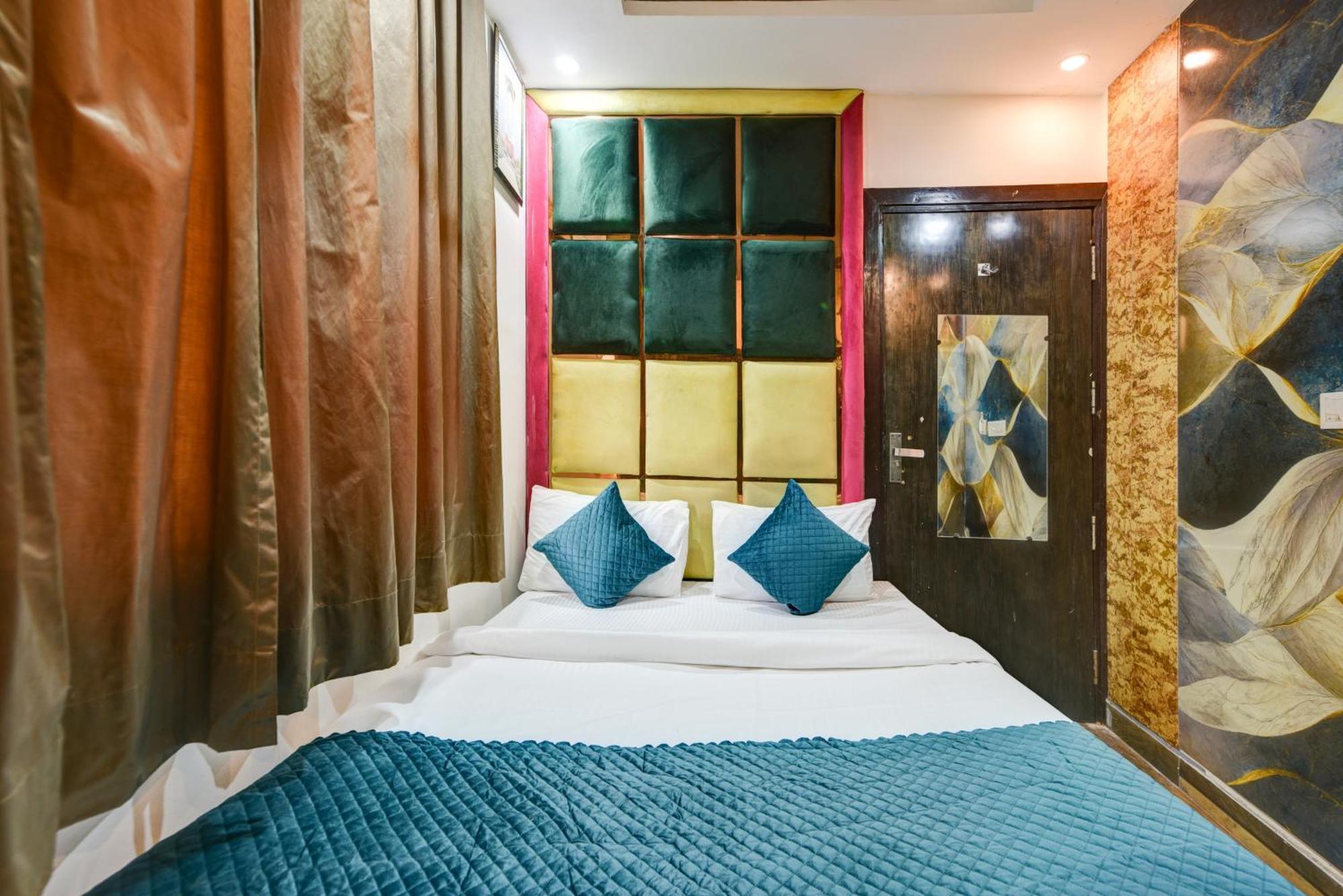 Hotel Prime And Family Double Rr - Main Bazar New Delhi