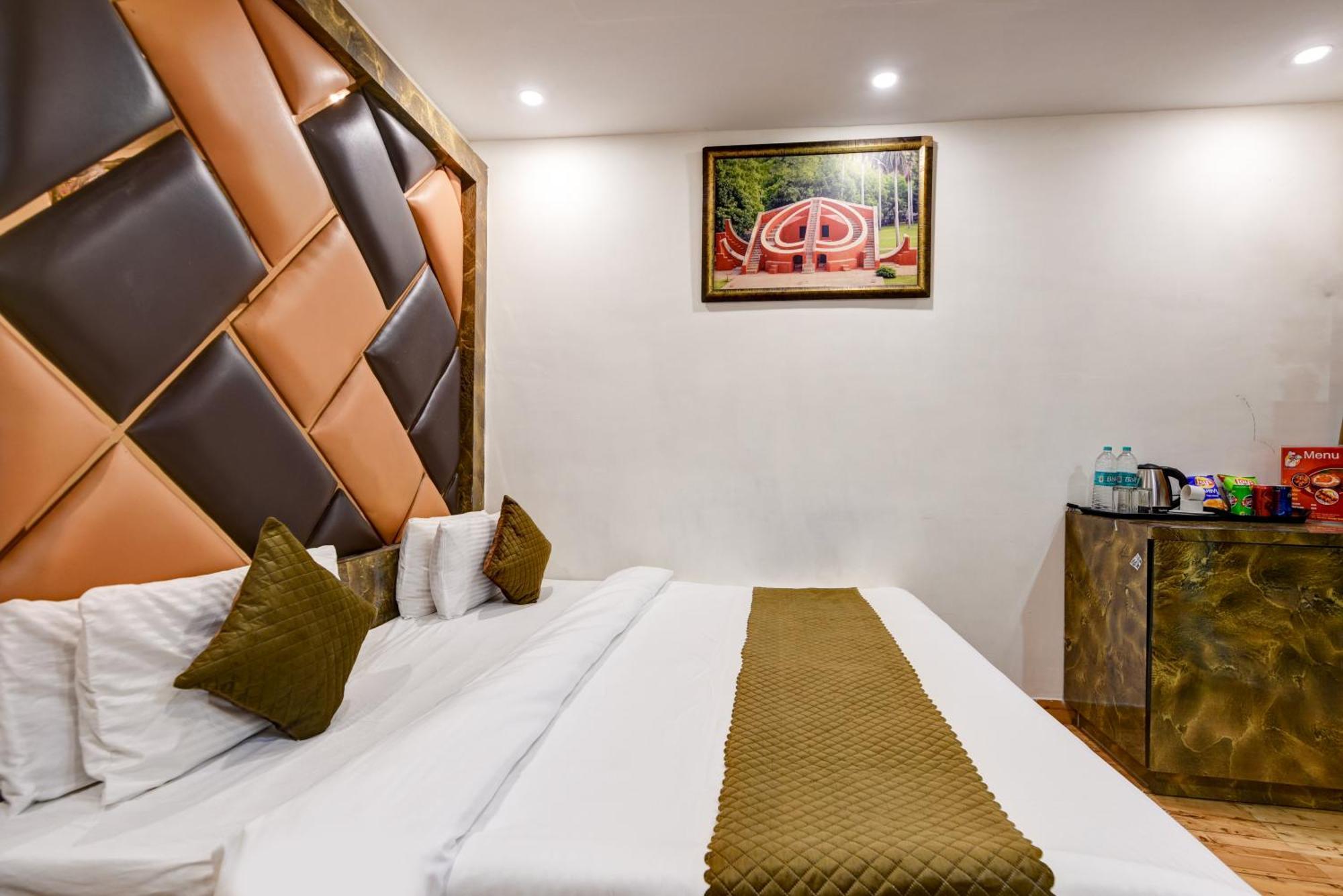 Prime And Family Double Rr - Main Bazar Hotel 3*